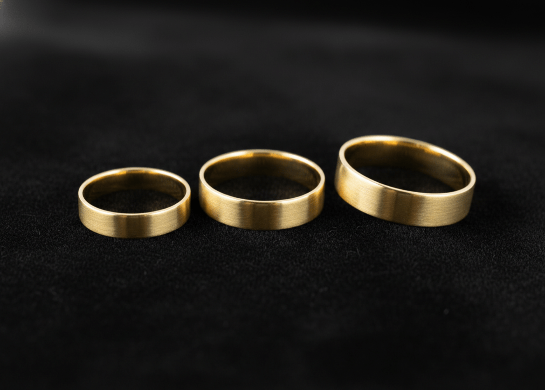 4mm, 5mm, and 6mm men’s wedding band width comparison in solid 14K gold