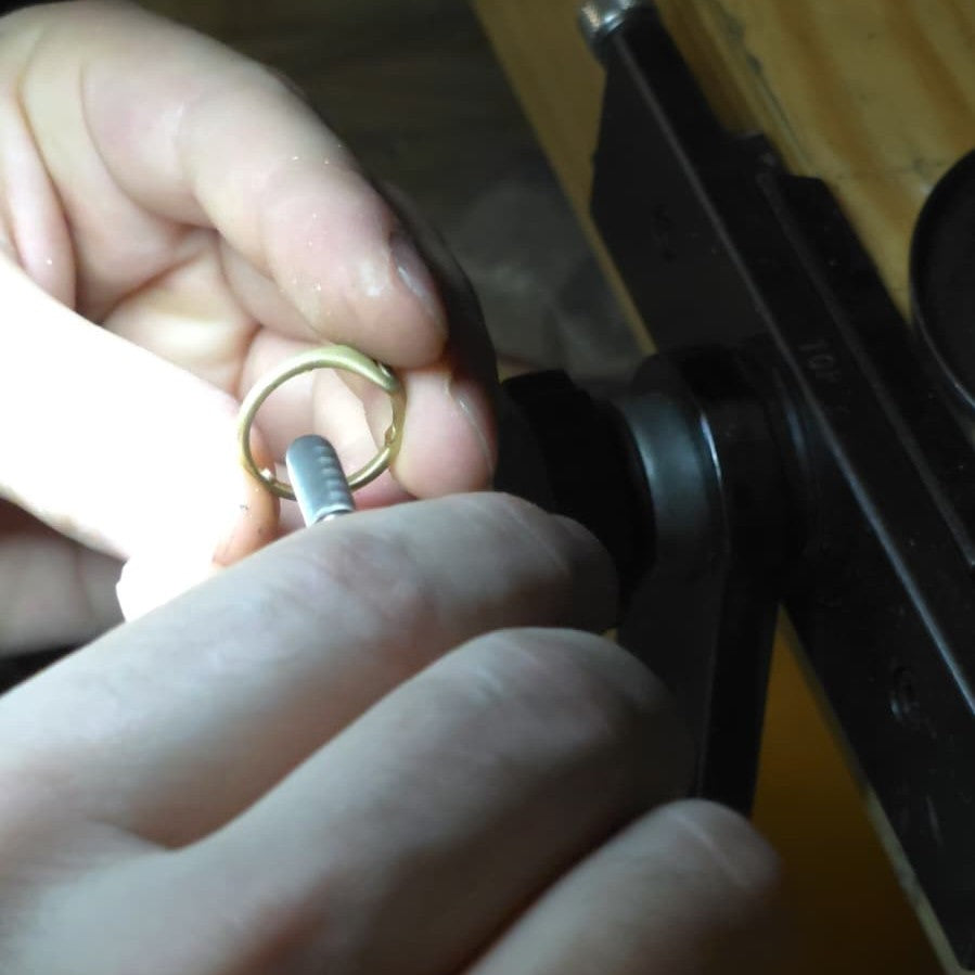 Cleaning cursive initial signet ring