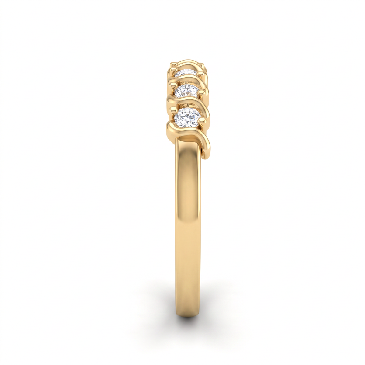 Side view of the S-link diamond row on a seven-stone wedding band, 14K yellow gold